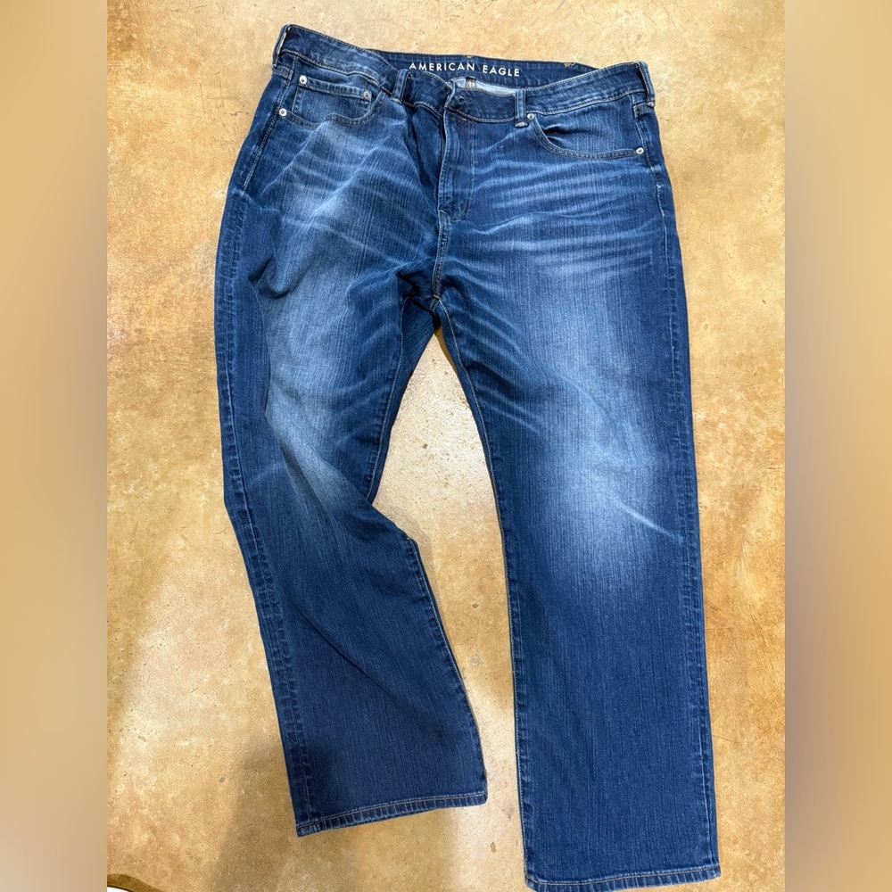 American Eagle Outfitters Blue Straight Jeans with Classic Wash